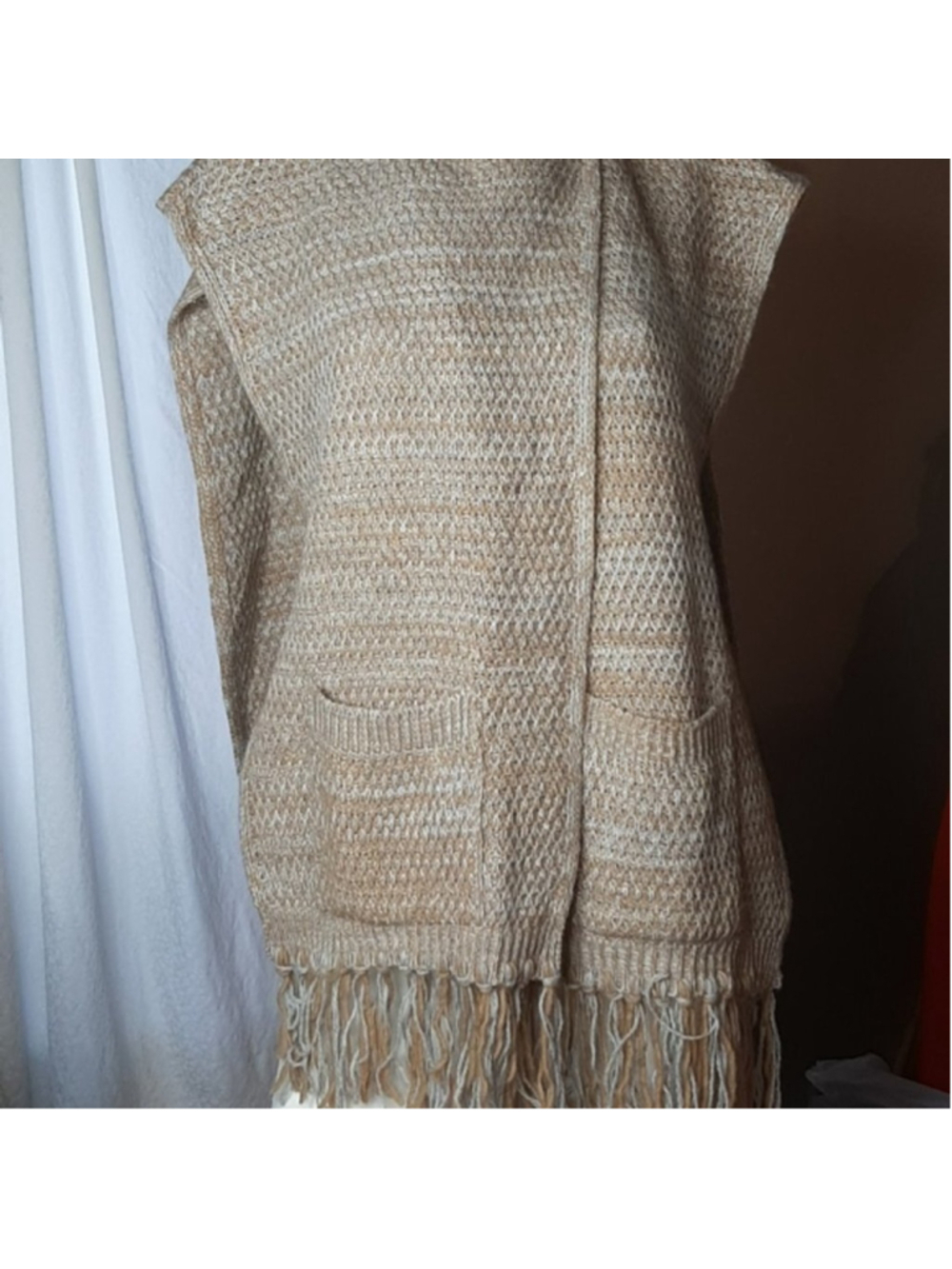 Imperious Italy‎ sweater vest